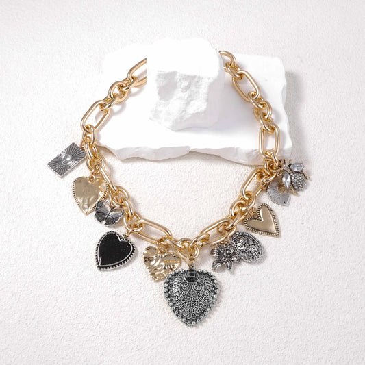 Corazon Necklace