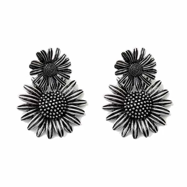 Flower Chain Chocker Necklace and Earrings